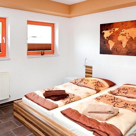 Ferienwohnung Familie Leinweber Waren  Exterior photo